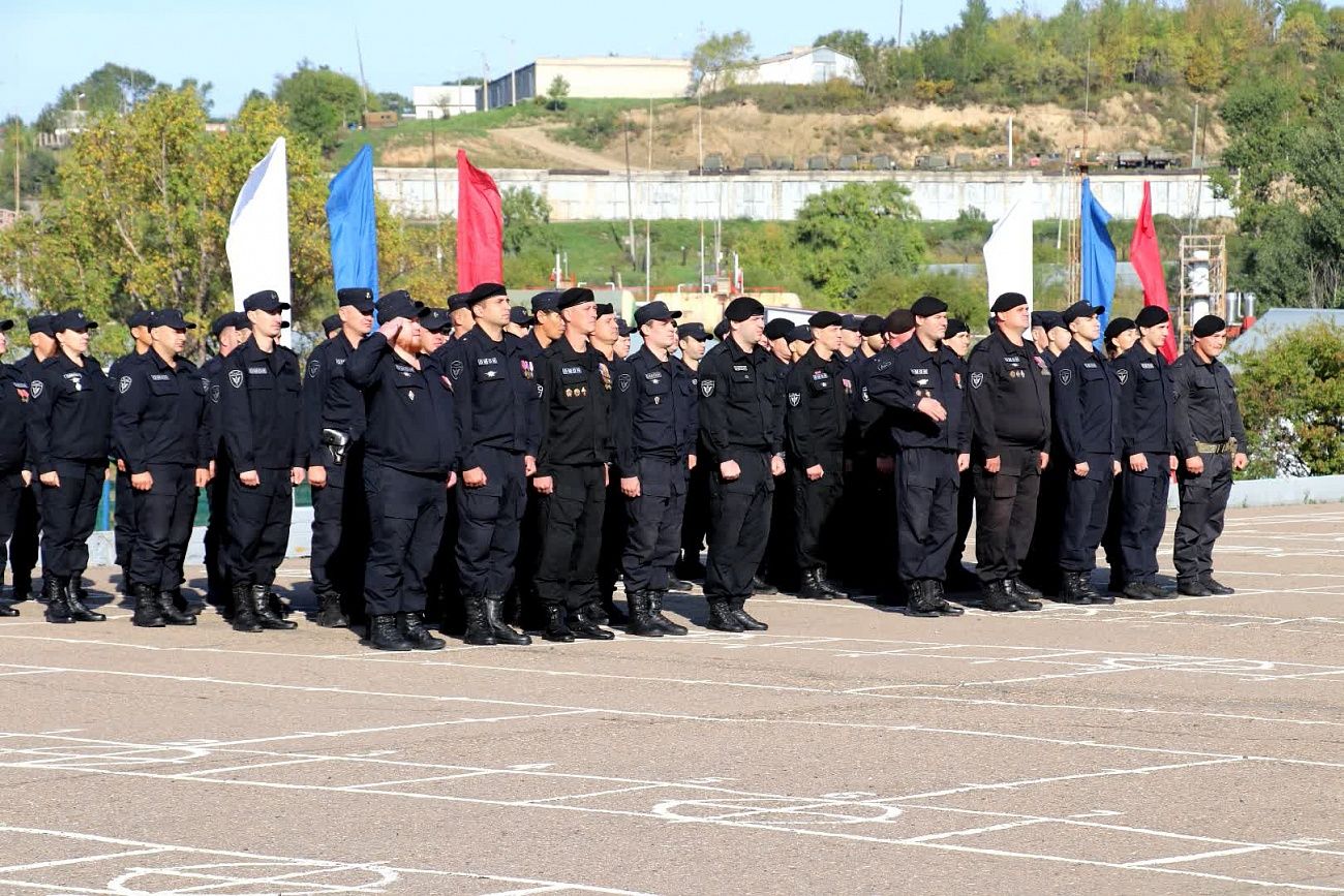 Александр Черныш поздравил сотрудников Уссурийского ОМОНа с годовщиной со  дня образования отряда